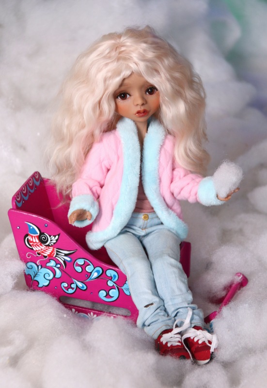 Новогоднее настроение в ноябрьский дождь. Шарнирная кукла