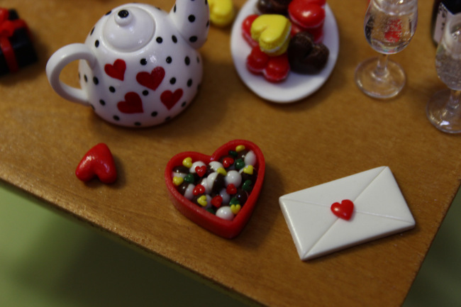 Как Фиби и Остин зиму зимовали. Часть 2: День Святого Валентина, 8 Марта