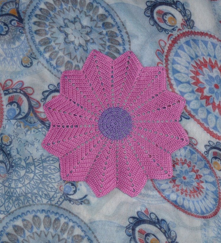 Мои новые работы - вязаные салфетки крючком (фото 4)