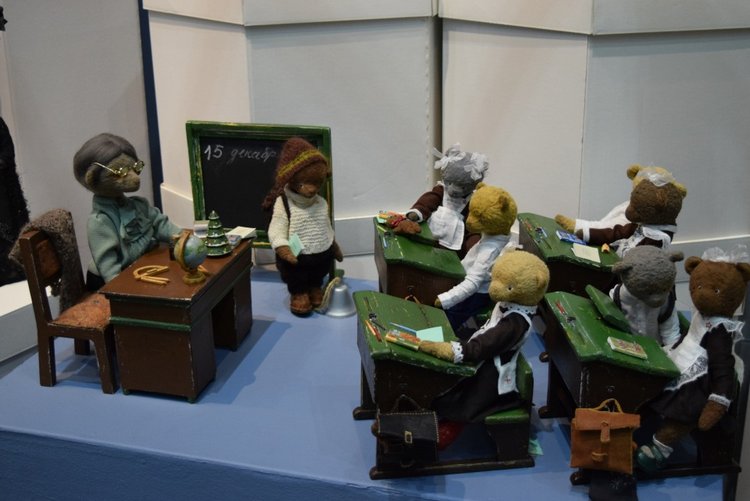 VIII Московская международная выставка Искусство куклы. Таланты и поклонники. Часть II