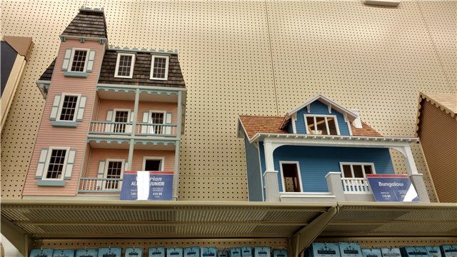 За океаном. HobbyLobby Arts & Crafts Stores