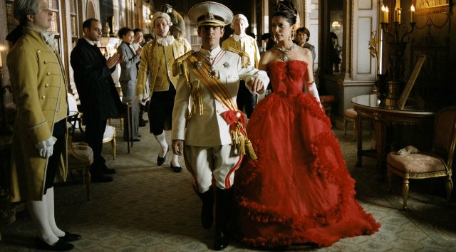 Как за неприметным фасадом может скрыватся просто удивительный Клондайк!!! Или "Это я удачно зашел!!!!!"