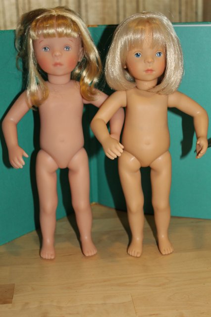 Девочки минушечки сравнение Кетти Круз и Вайт Баллон (фото 2)