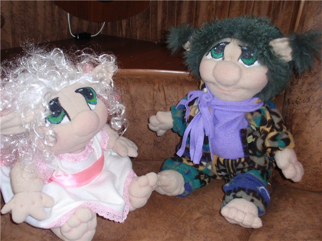 Троллик Кузя и его маленькая сестричка кудряшка Сью. Авторские игрушки Юлии Воздвиженской (фото 9)