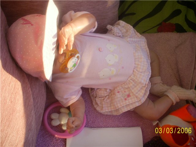 Летние костюмчики для маленьких модниц (фото 6)