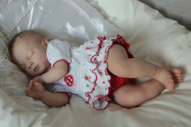 Весенний цветочек... Куколка реборн Виктории Вишни