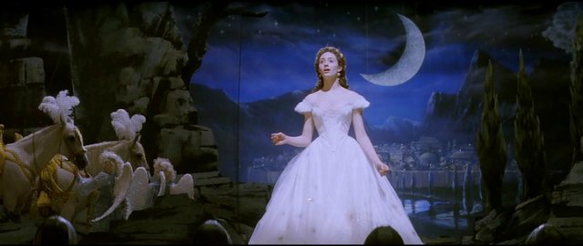 Как за неприметным фасадом может скрыватся просто удивительный Клондайк!!! Или "Это я удачно зашел!!!!!"