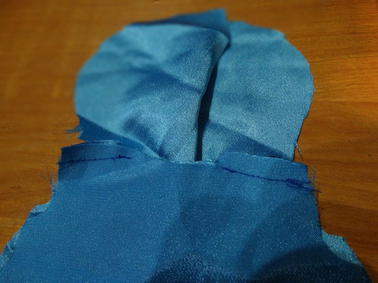 Одеваем Паолку. Мастер класс по пошиву двухстороннего плаща (фото 5)