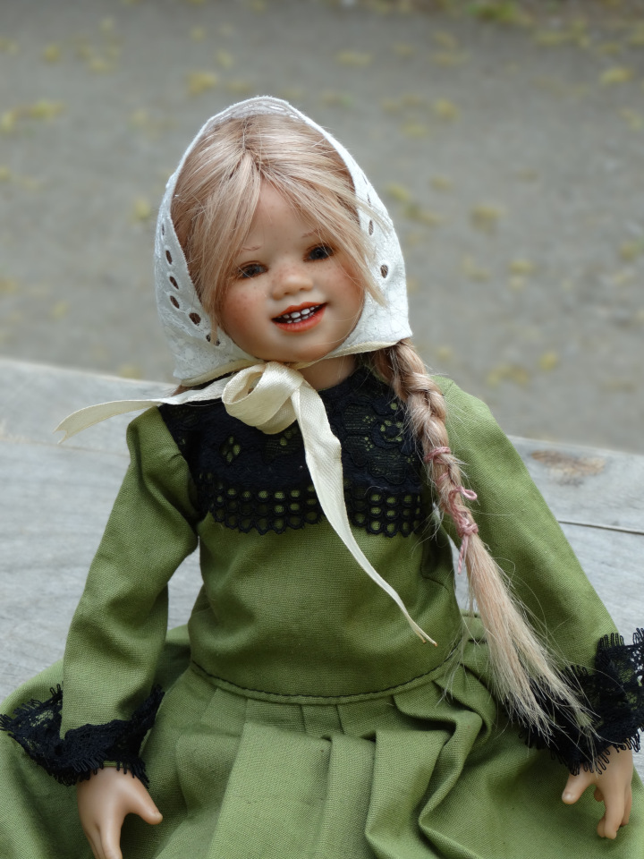 Девочки из разных эпох. Куклы Аннет Химштедт. Или с любимыми не расставайтесь