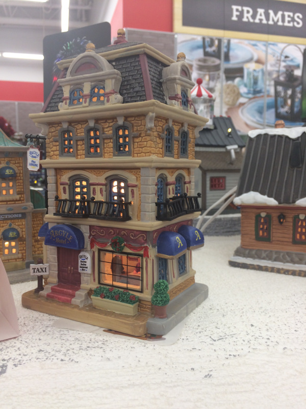 Праздник к нам приходит — Новый год и Рождество: праздничные фото кукол (фото 5)