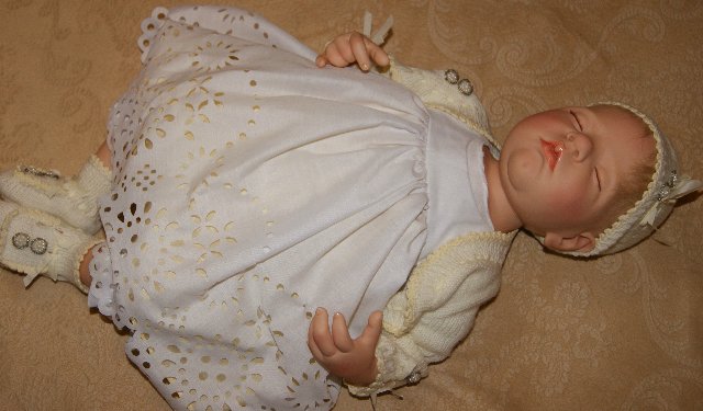 Hildegard Gunzel 2010 Resin Dolls - baby Miriam нежная булочка - сплюшечка (фото 7)