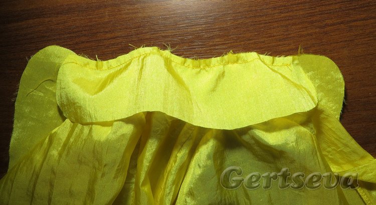 Мастер класс по пошиву плащика для куклы, выкройка