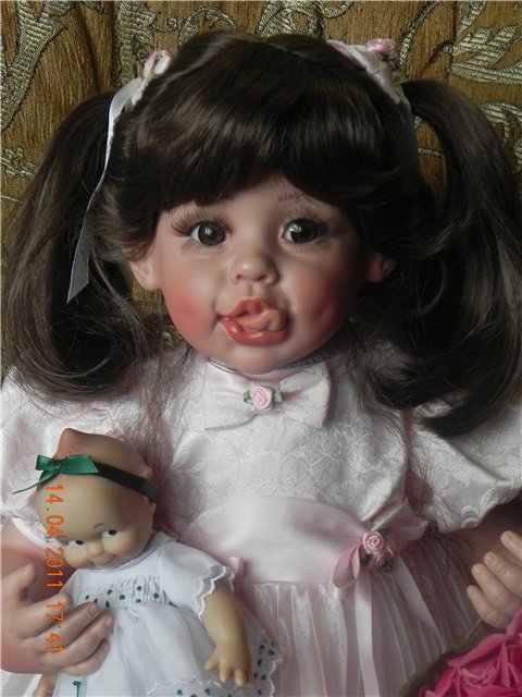 Коллекционная кукла от Fayzah Spanos