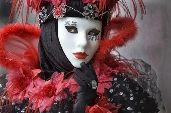 Ах, карнавал или Маска, я тебя знаю