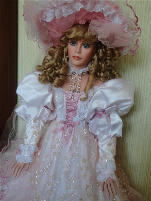 Блистательная Rapture. Коллекционная фарфоровая кукла Русти (Rustie) (фото 3)