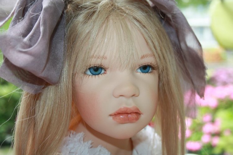 Марусина прогулка по саду. Коллекционная кукла от Zofia & Henry Zawieruszynski