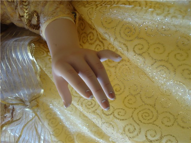 Ты провинилась...красотою! А это редкое богатство! Фарфоровая кукла Donna Rubert - София