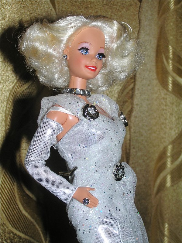 Моя Барби 90-х "Barbie Silver Screen" и ее небольшая история (фото 2)