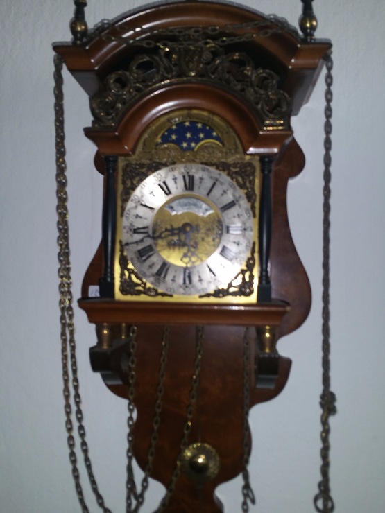 Старинные часы еще идут. Коллекция старинных часов - часть вторая