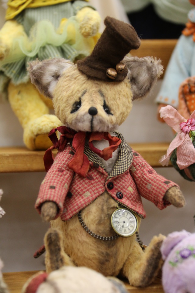 Фото (охота) на тишинских лис. Весенний бал кукол 2017