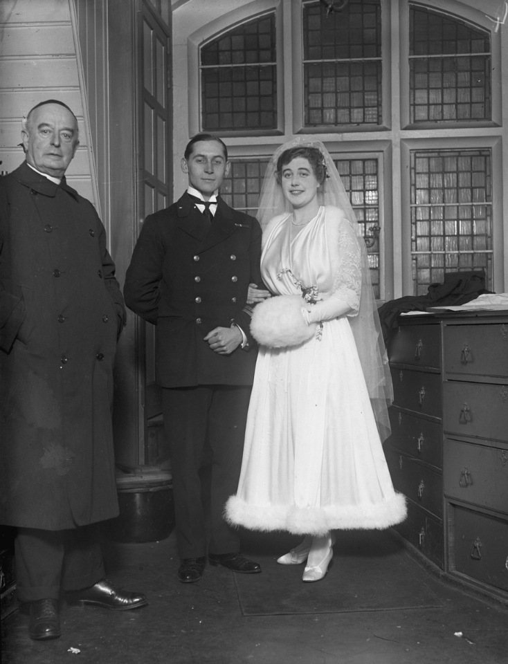 Как менялась мода на свадебные платья (фото 5)