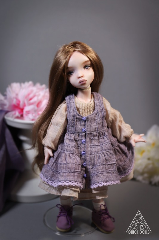 Сестренки Эмили и Джейн - фарфоровые девочки