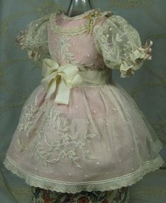 Сборная солянка кукольных нарядов - для вдохновения (фото 2)