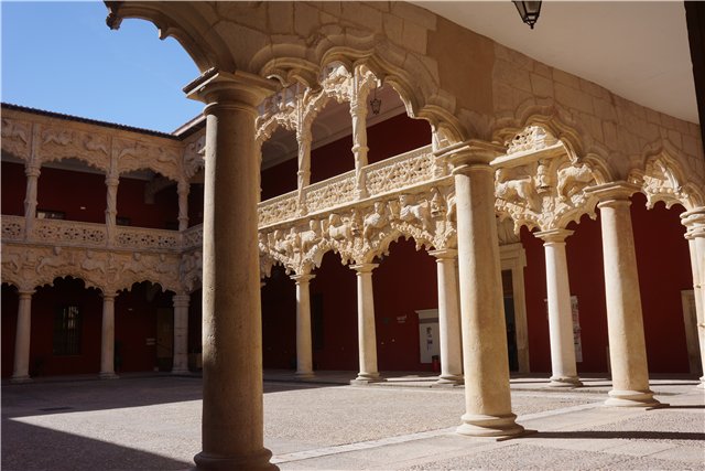 Испанский калейдоскоп. Часть 4. Куколки Blythe в Гвадалахаре. Фестиваль марионеток. Сигуэнса за час (фото 7)