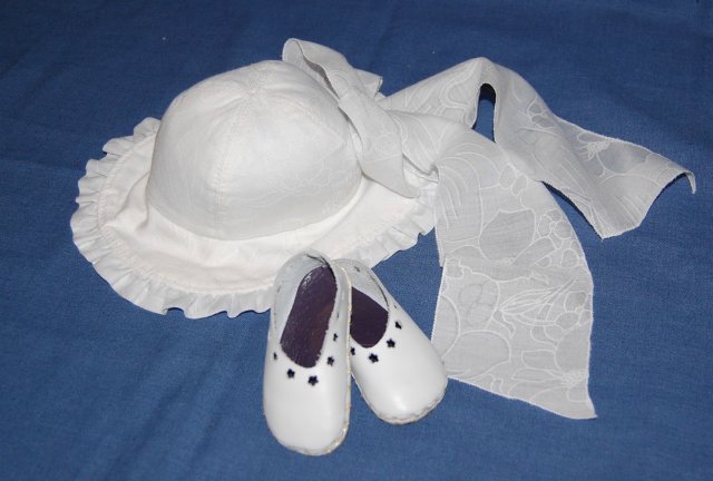 Белоснежная роза — Одежда и обувь для кукол своими руками: фото
