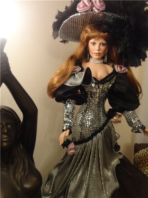 Модные новинки этого сезона. Модель от Русти