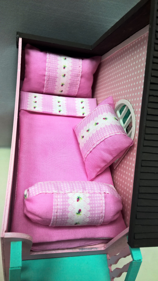 Так вы что, и конфеты за меня есть будете? или, Глаза боятся, а руки делают