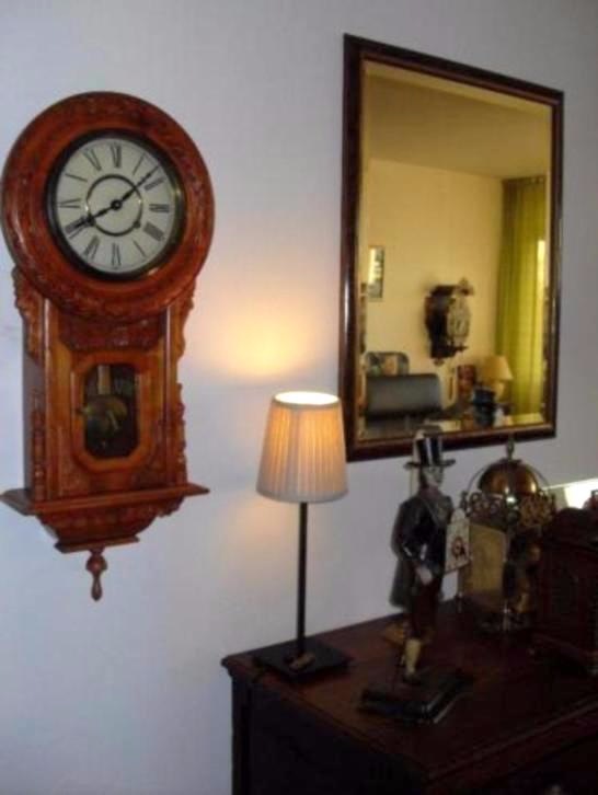 Старинные часы еще идут. Коллекция старинных часов