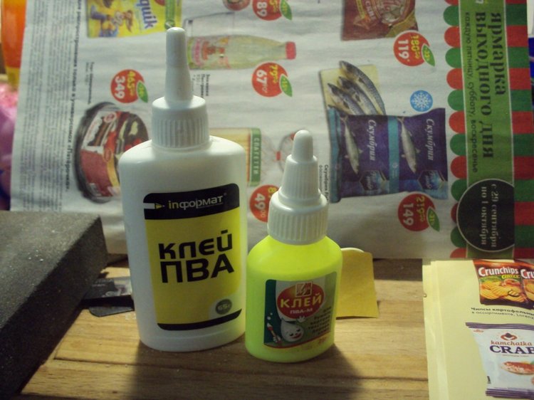 Как быстро уложить спать малыша, потерявшего соску с магнитиком (или: бутылочка - своими руками из подручных средств)