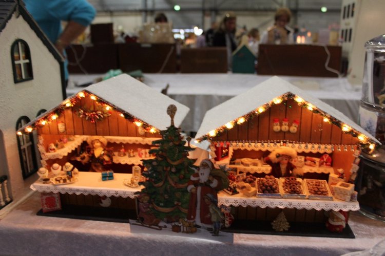 Все на выставку! Кукольные домики и миниатюра