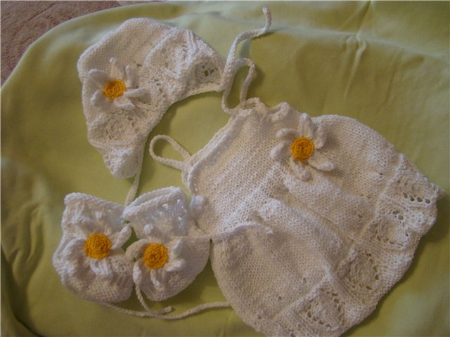 Раз ромашка,два ромашка...идея ценой в 15 рублей. Комплект для моей куклы реборн