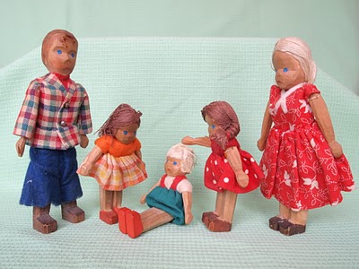 Куклы из дерева по семейной традиции Lotte Sievers-Hahn dolls, Лотты Сиверс-Хан (фото 9)