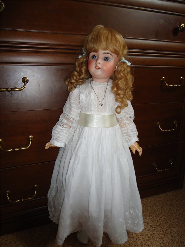 Ах, лето красное! Антикварная кукла Верочка