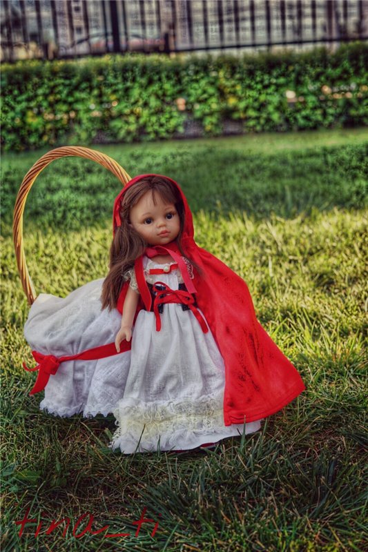 Кукла и ее девочка...Little red riding hood. Часть первая (городская)