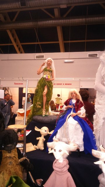 Ещё картинки с выставки... XI Международный Салон кукол на Тишинке в Москве 2015. Фото