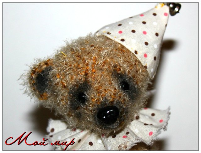 Мишка Альберт - игрушка вязанная крючком (фото 5)