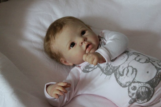 Неженка - Кристочка... Куколка реборн Виктории Вишни (фото 4)