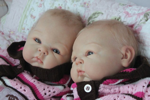 Две близняшки, две сестрички! Куколки реборн Виктории Вишни