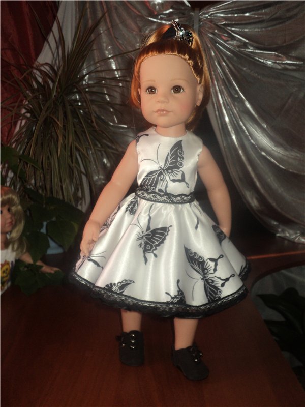 Девчушки любят наряжаться! Наряды для кукол Готц и не только