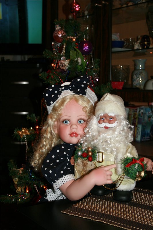 С Новым Годом 2014! Наш третий Новый Год на Бейбиках и моя коллекция кукол (фото 2)