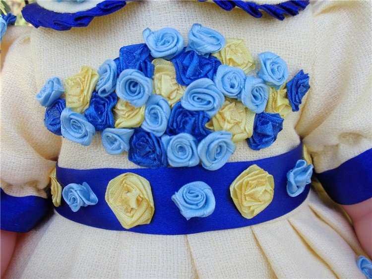 Солнечная цветочница Анюта. Эксперименты с переодеванием могут быть нескончаемы (фото 9)