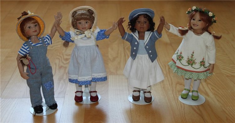 Пусть всегда будет солнце. Куколки Бердины Криди и Хайди Плусчок на утреннике | Бэйбики Пусть всегда будет солнце. Куколки Бердины Криди и Хайди Плусчок на утреннике (фото 7)