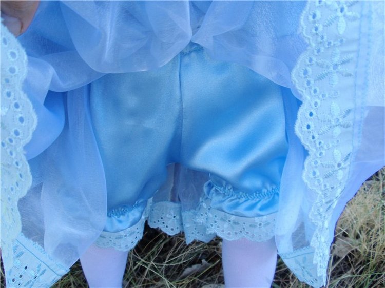 Чудеса с переодеванием продолжаются, моя Люсенька в голубом (фото 9)