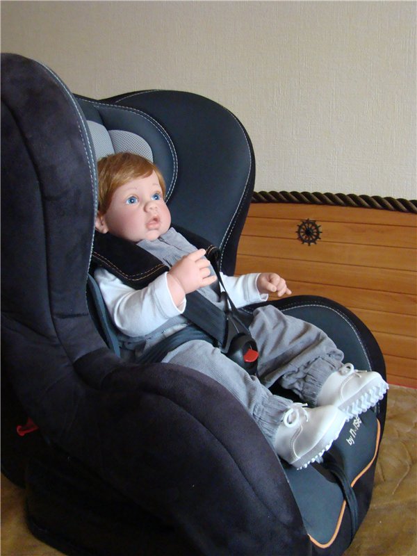 Безопасность прежде всего! Автокресло нужная вещь. Коллекционные куклы Ли Миддлтон, Адора (фото 6)