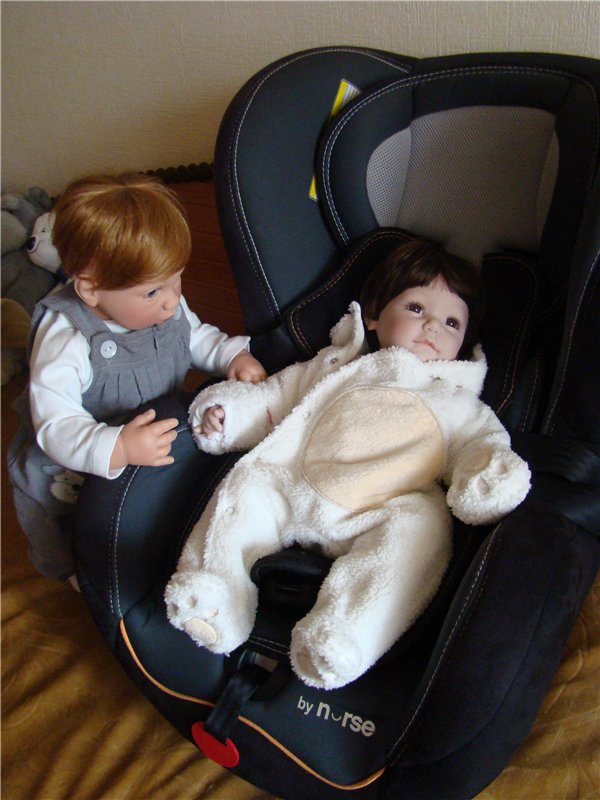 Безопасность прежде всего! Автокресло нужная вещь. Коллекционные куклы Ли Миддлтон, Адора (фото 10)