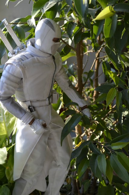 Кукла и актер: Ли Бён Хон (Lee Byung Hun) | Бэйбики Кукла и актер: Ли Бён Хон (Lee Byung Hun)